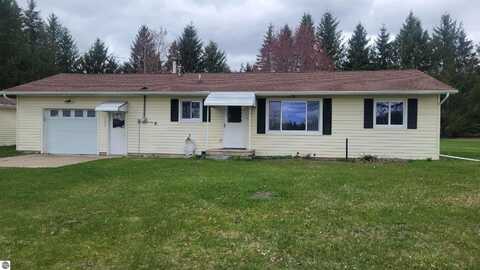 3330 Bell Road, Glennie, MI 48737