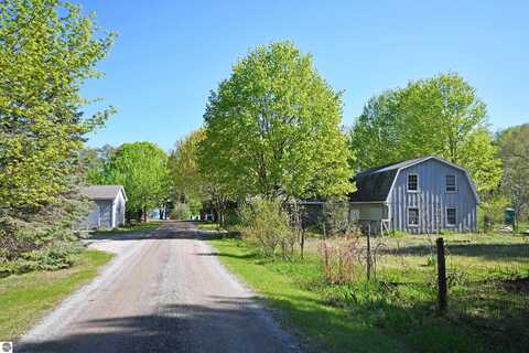 7950 S Shorebird Lane, Empire, MI 49630