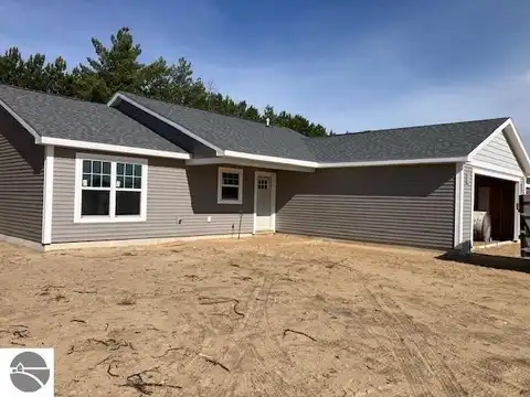 2740 Mockingbird Drive, Traverse City, MI 49685
