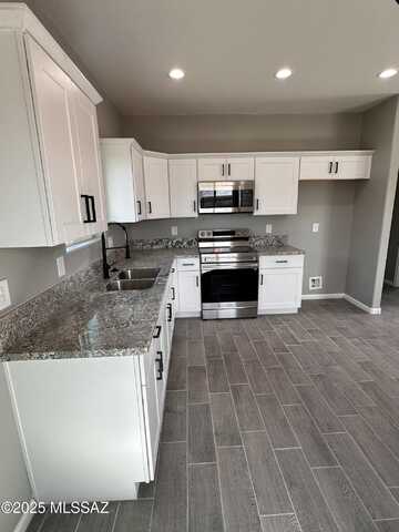 328 E 24th Street, Tucson, AZ 85713