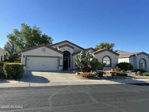 668 W Greenview Place, Green Valley, AZ 85614