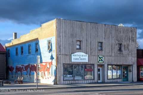 21 E PINE Street, Pinedale, WY 82941