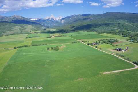 285 GRAND MOUNTAIN VIEW Lane, Alta, WY 83414