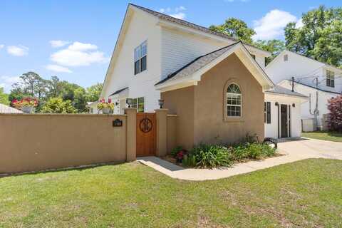 1465 Pine Street, Tallahassee, FL 32303