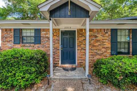 2010 Canewood Court, Tallahassee, FL 32303