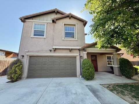 2160 N Stokes Court, Visalia, CA 93291