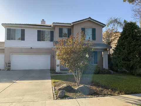 4003 S Crenshaw Street, Visalia, CA 93277