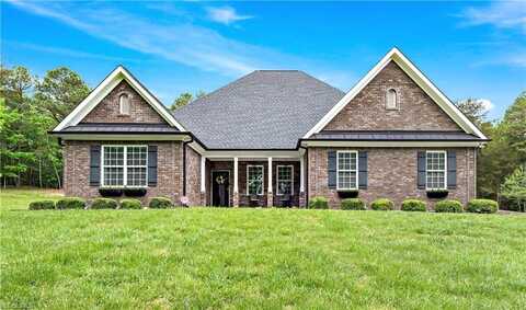 7567 Thriftwood Court, Lewisville, NC 27023