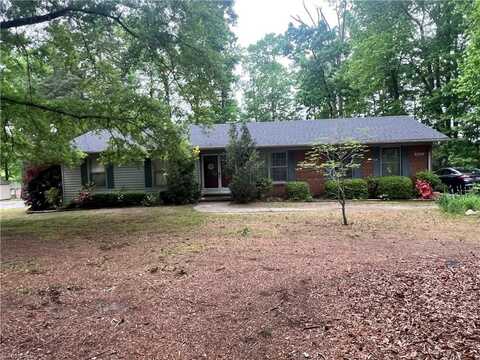 5899 Ashbrook Circle, Archdale, NC 27263