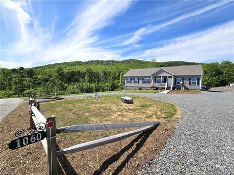 1060 Birdsong Road, King, NC 27021