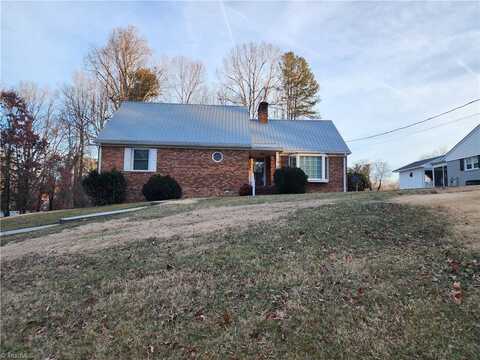 226 Wrenn Avenue, Mount Airy, NC 27030