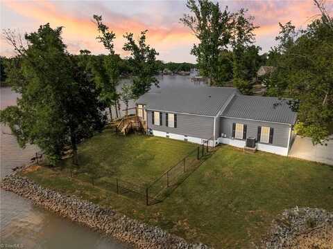 1724 Riverview Road, Lexington, NC 27292