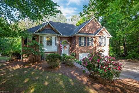 140 Savannah Court, Advance, NC 27006