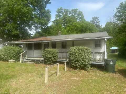 1052 Johnsontown Road, Thomasville, NC 27360