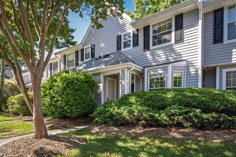 104 Sir Richard Lane, Chapel Hill, NC 27517