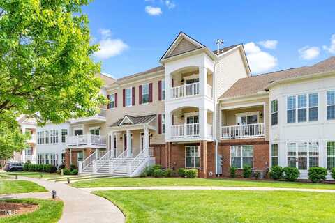 10530 Sablewood Drive, Raleigh, NC 27617