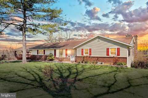 2042 BALTIMORE PIKE, EAST BERLIN, PA 17316