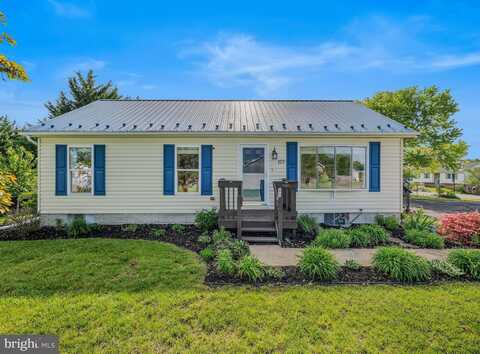 173 CRESTVIEW DRIVE, MARTINSBURG, WV 25405