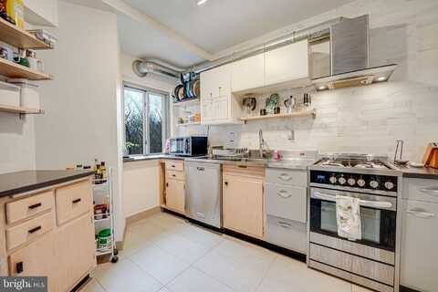 4200 CATHEDRAL AVENUE NW, WASHINGTON, DC 20016