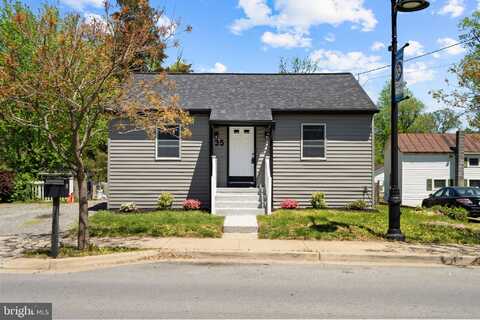35 E BROAD WAY, LOVETTSVILLE, VA 20180