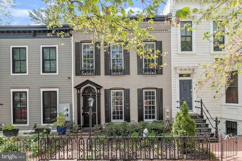 209 10TH STREET SE, WASHINGTON, DC 20003