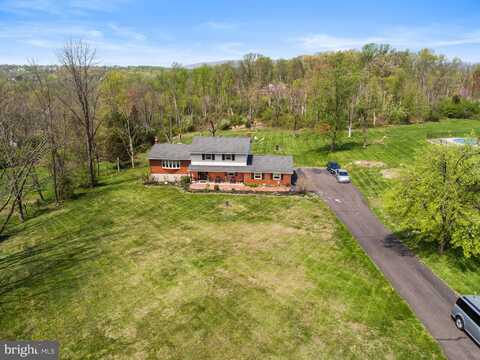 2097 NEEDHAMMER ROAD, POTTSTOWN, PA 19464