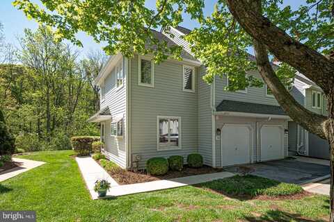 122 W THOMAS COURT, KENNETT SQUARE, PA 19348