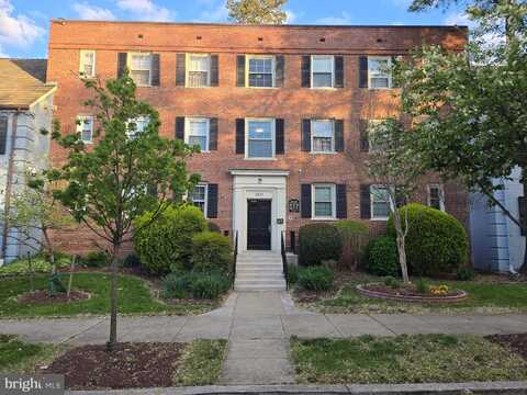 2125 SUITLAND TERRACE SE, WASHINGTON, DC 20020