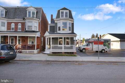 215 W MAPLE STREET, YORK, PA 17401