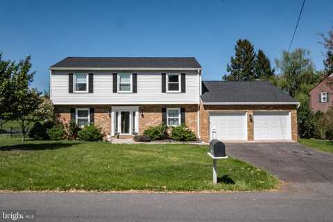 901 HILLCREST DRIVE, MARTINSBURG, WV 25401