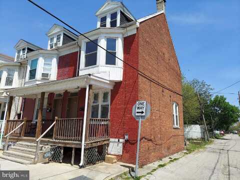 231 S WEST STREET, YORK, PA 17401