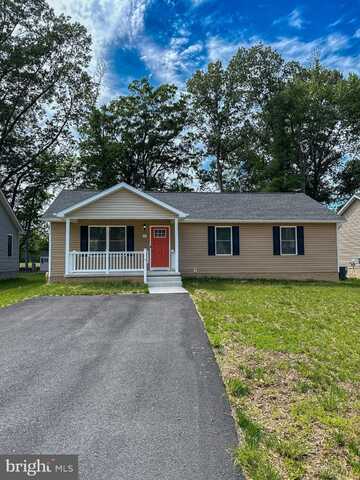 65 OAK LN, COLONIAL BEACH, VA 22443