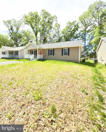 65 OAK LN, COLONIAL BEACH, VA 22443