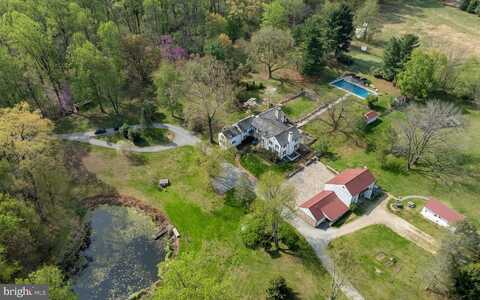 35 CHARWYNN LANE, MALVERN, PA 19355