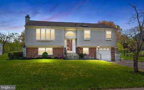 1023 CAROUSEL DRIVE, WARMINSTER, PA 18974