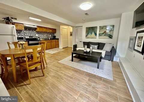 635 KENYON STREET NW, WASHINGTON, DC 20010