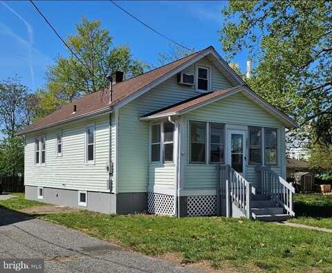 1001 SPRUCE STREET, VINELAND, NJ 08360