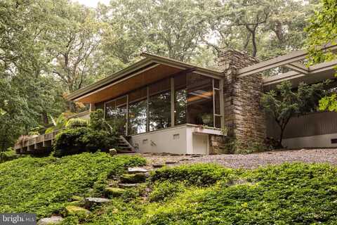 301 HUGHES ROAD, KING OF PRUSSIA, PA 19406