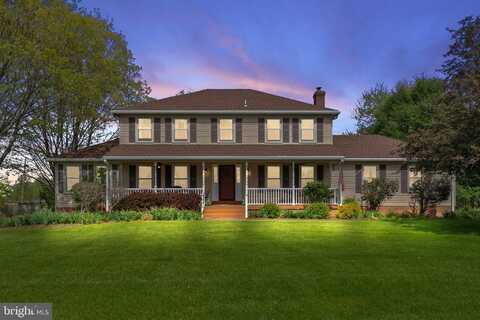 36111 ASHBY FARM CIRCLE, HILLSBORO, VA 20132