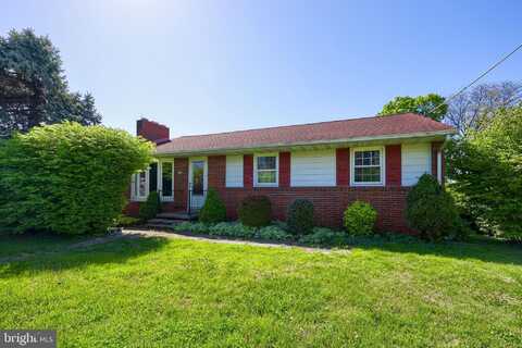 2422 NEW HOLLAND PIKE, LANCASTER, PA 17601