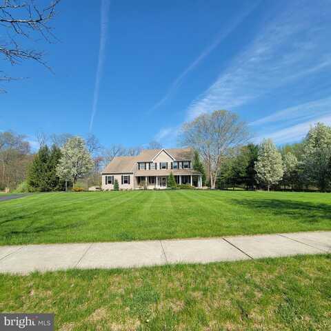 3552 WOODBYNE ROAD, HELLERTOWN, PA 18055