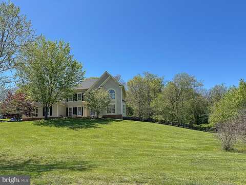12773 BEEBE COURT, LOVETTSVILLE, VA 20180