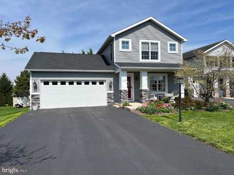 218 LANTERN LANE, CHAMBERSBURG, PA 17201