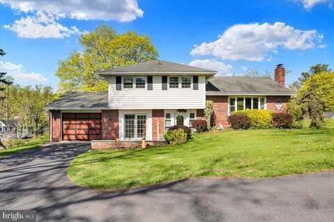 324 ASHLEY DRIVE, READING, PA 19607