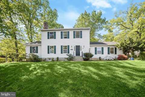 6935 PINEWAY, HYATTSVILLE, MD 20782