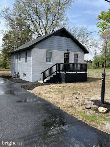 25 STEINFELD AVENUE, PITTSGROVE, NJ 08318