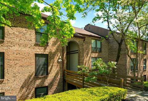 15 FAIRWAY ROAD, READING, PA 19607
