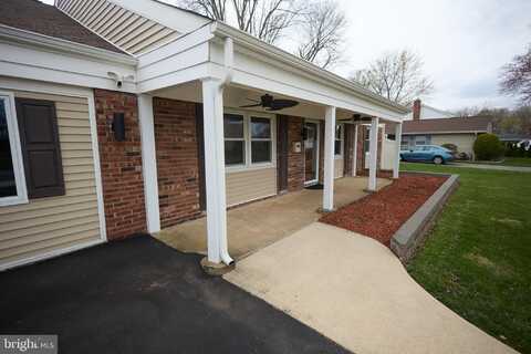 22 GINGER LANE, WILLINGBORO, NJ 08046