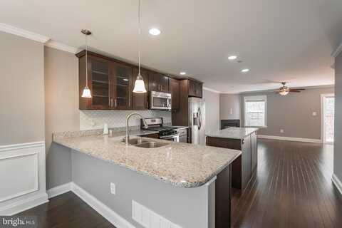 204 SHAWMONT AVENUE, PHILADELPHIA, PA 19128