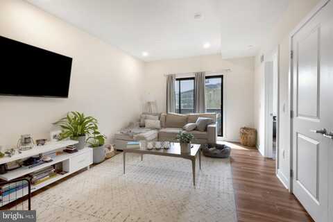 2411 KENSINGTON AVENUE, PHILADELPHIA, PA 19125